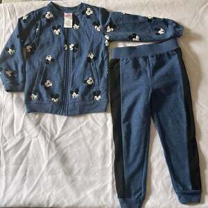 Size 4- Disney Mickey Mouse Boys 2-Piece Zip-Up Jacket and Jogger Pants Set